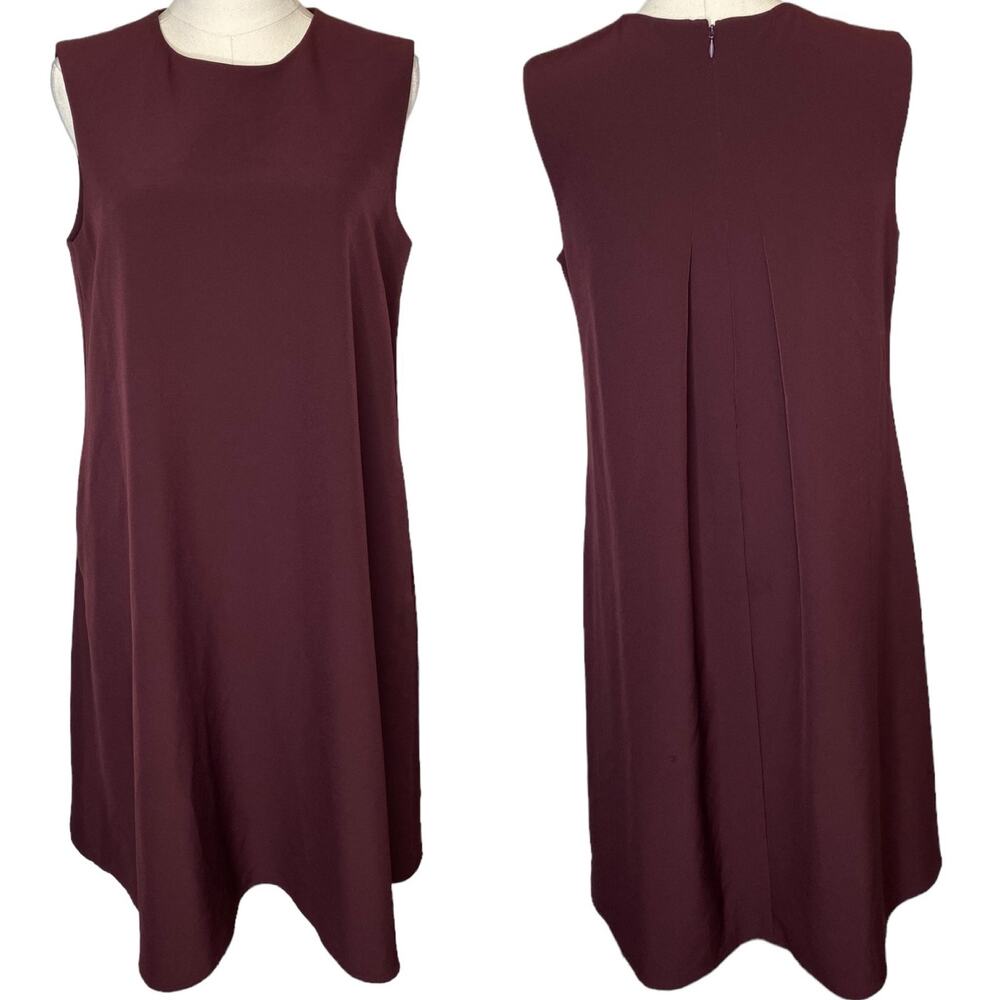 Uniqlo Sleeveless Knee Length A-line Dress in Maroon size Medium